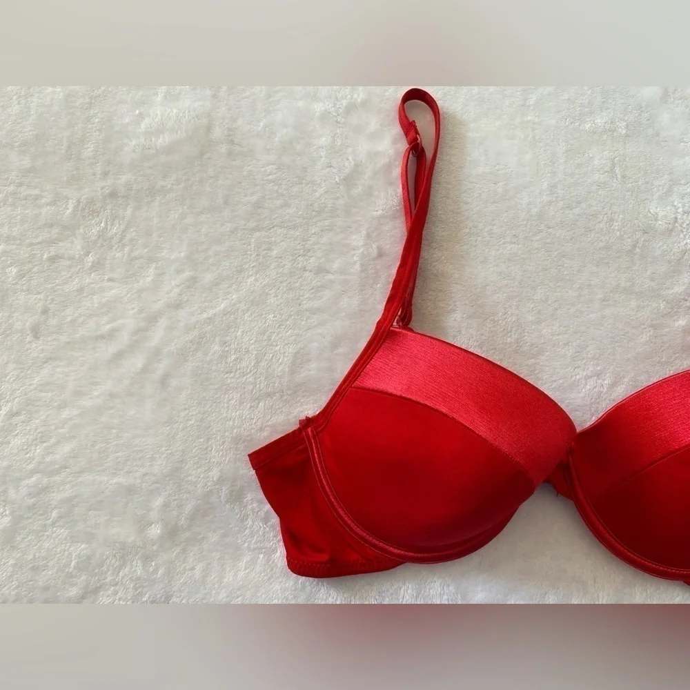 Rampage Red Bra Size 36 B‎